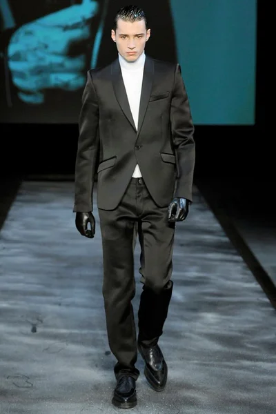 Look 6